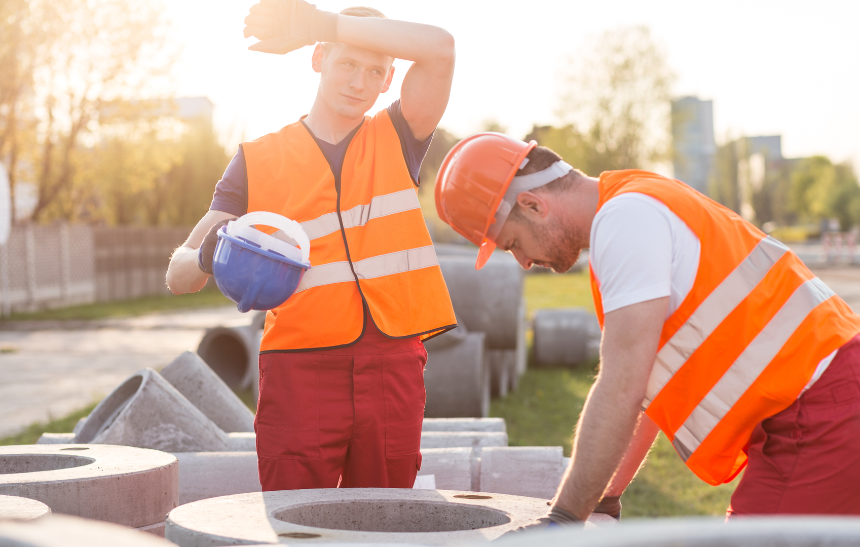 Beat the Heat: Tips for Staying Hydrated in Hot Weather on Construction Sites - Cover Image